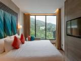 1 Bedroom Double Suite with mountain view