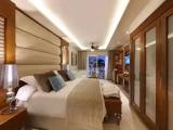 Sky View Rooftop Double Club Family Suite with Outdoor Jacuzzi