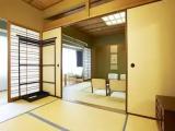 Japanese-Style Room