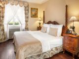 Deluxe Double Suite