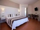 Double room with terrace with garden view