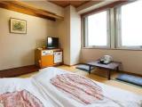 Japanese-Style (8 Tatami Mats) room