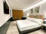 New Style Double room with street view