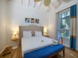 Cedar Pet Friendly Double House with lagoon view