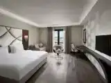 Deluxe Double room with city view