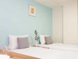 Quadruple Family Suite