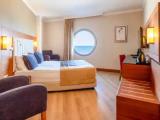 Classic Family room with balcony and with view