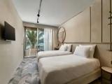 Standard Double room with partial sea view
