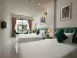 Family Triple room with balcony and with city view