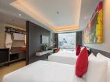 Premier Triple room with garden view