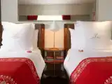 Standard Twin room with bay view