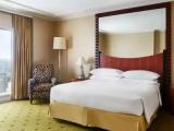 2 Bedrooms Presidential Club Lounge Access Suite with Opera House View