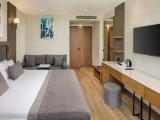Superior Standard Double room with side sea view