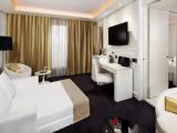 1 Bedroom Master Red Level Double Suite with city view