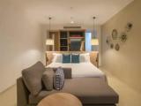 Premium Deluxe Pool Corner