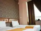 Deluxe Twin room with city view