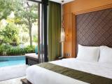 Deluxe Access Twin room Pool View