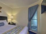 1 Bedroom Suite with Conservation view