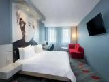 Executive Quadruple room with courtyard view