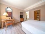 Double Junior Suite with side sea view