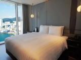 Premium Suite with partial ocean view