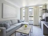 2 Bedrooms Wilshire Quadruple Suite