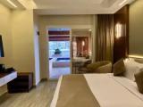 Superior with Sea and Pool view Double room with balcony