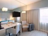 Design Family room with city view