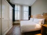 2 Bedrooms Vondel Apartment