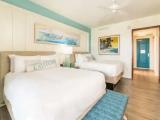 Standard Quadruple room with pool view