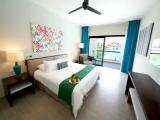 Poolside Double Suite with Marina View