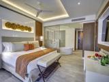 Luxury Family Diamond Club Suite