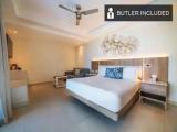 Luxury Diamond Club Swim Out room