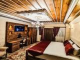 Red Pool Double Suite