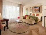 Deluxe Double room with city view