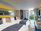 Spectacular Twin room with city view