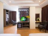 Senior Deluxe Twin room with sea view