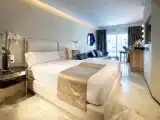 Superior Front Row Double room