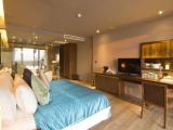 Horizon with Pool Access Twin room