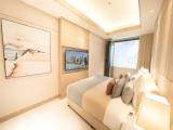 1 BED Skyline w/Pool Double Suite