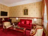Executive Twin Suite