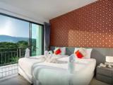 Superior Double room with city view