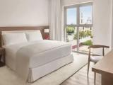 2 Bedrooms Apartment Marina View