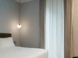 Corner Suite