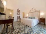 Garden Double Suite with balcony and seafront