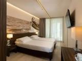 Classic Double room with partial sea view