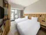 Superior Hollywood Standard Floor Twin room