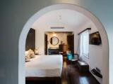 Saigon Double room with balcony