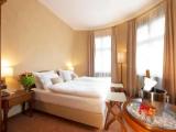 Modern Quadruple Junior Suite