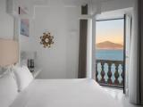 De La Syrene Suite